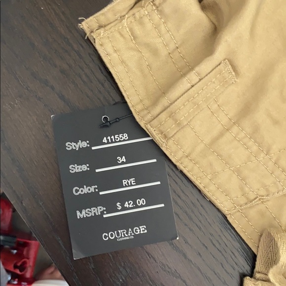 Cargo shorts - Picture 5 of 7